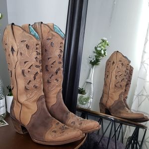 Corral Vintage Cowgirl Boots - Pointed Toe